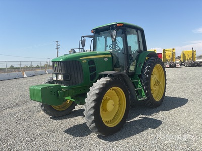 2009 John Deere 7330 4WD Tractor Agrícola