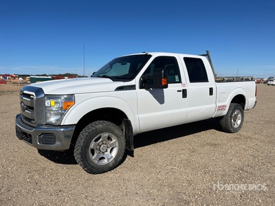 2015 Ford F-250 XLT 4x4 Crew Cab Pickup
