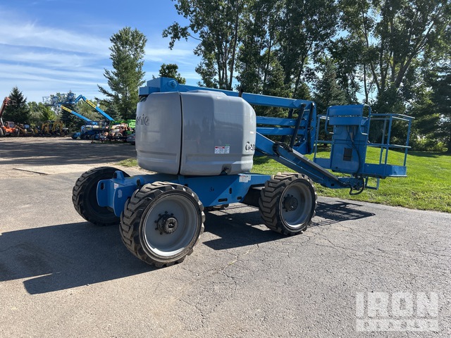 ELEVADOR ARTICULADO 2008 GENIE 4WD Z4525