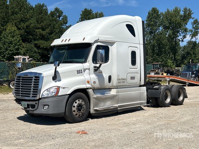 2017 Freightliner Cascadia 125 6x4 T/A Sleeper Truck Tractor