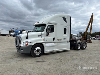 2017 Freightliner Cascadia 125 6x4 Ciągnik siodłowy T/A z kabiną sypialną