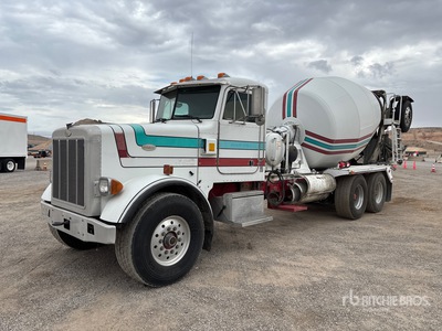 1994 Peterbilt 357 8x4 Camion hormigonera