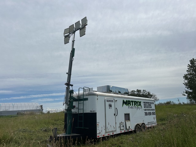 2014 Charmac 27 ft x 8 ft 5 in Portable T/A Washcar