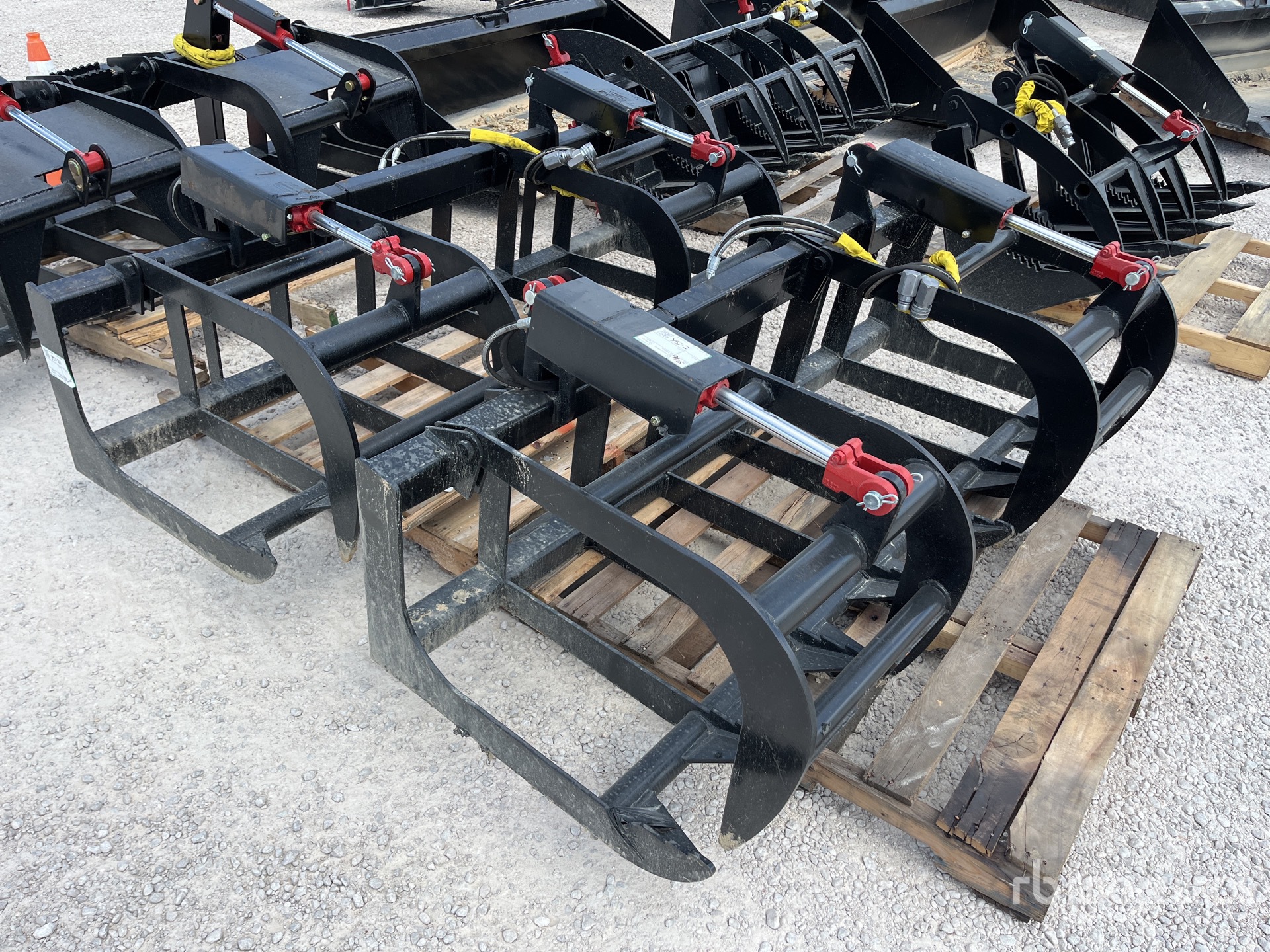 All-Star 72 in Skid Steer Grapple