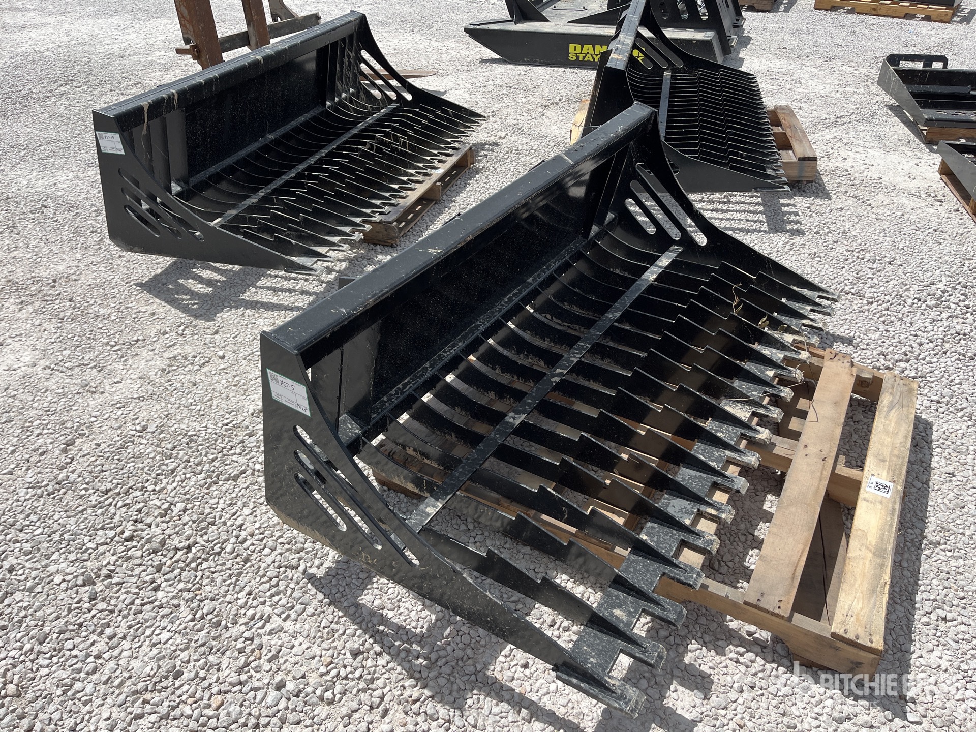 All-Star 72 in Skeleton Skid Steer Grapple