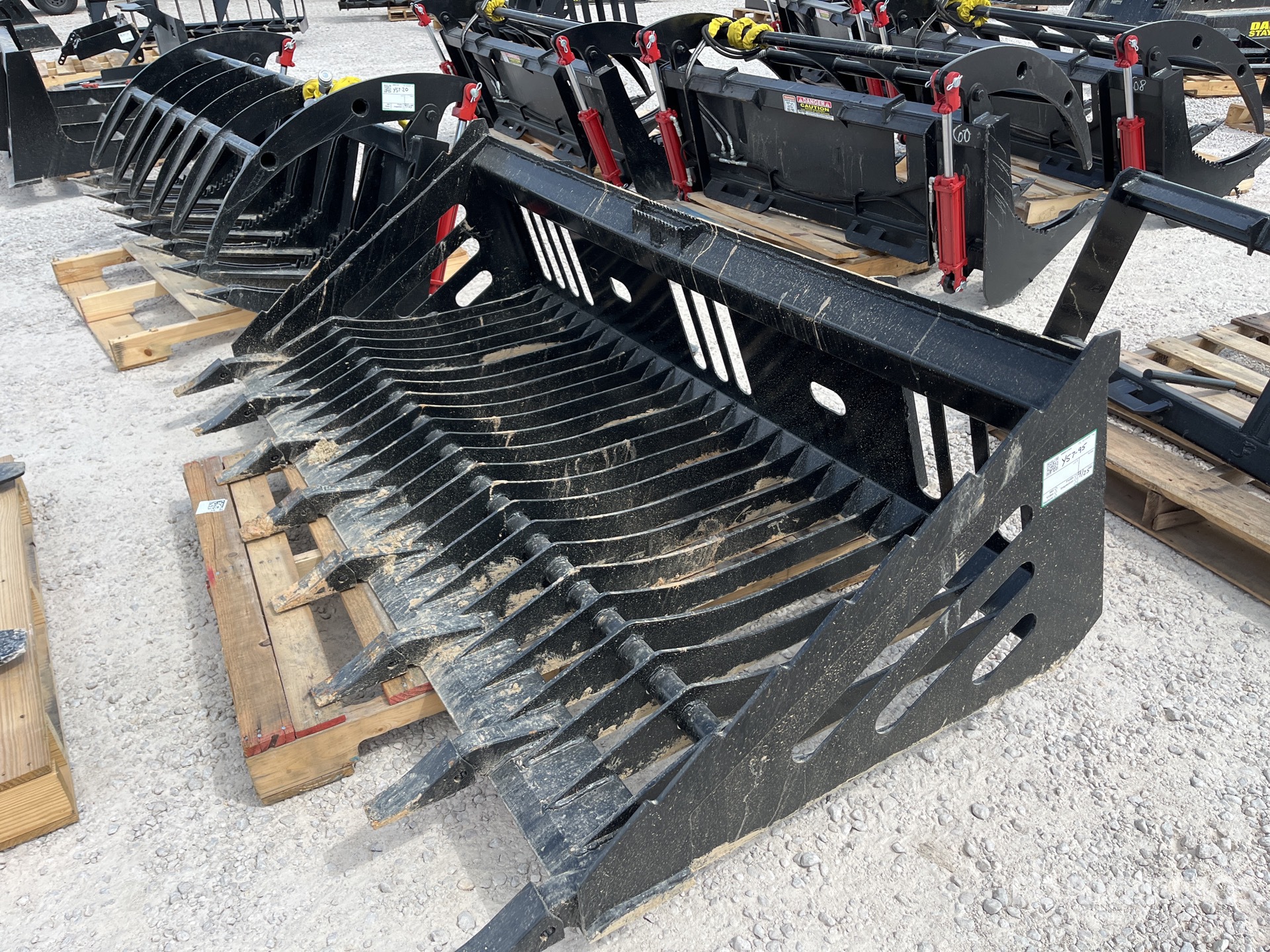 All-Star 72 in Skeleton Skid Steer Bucket