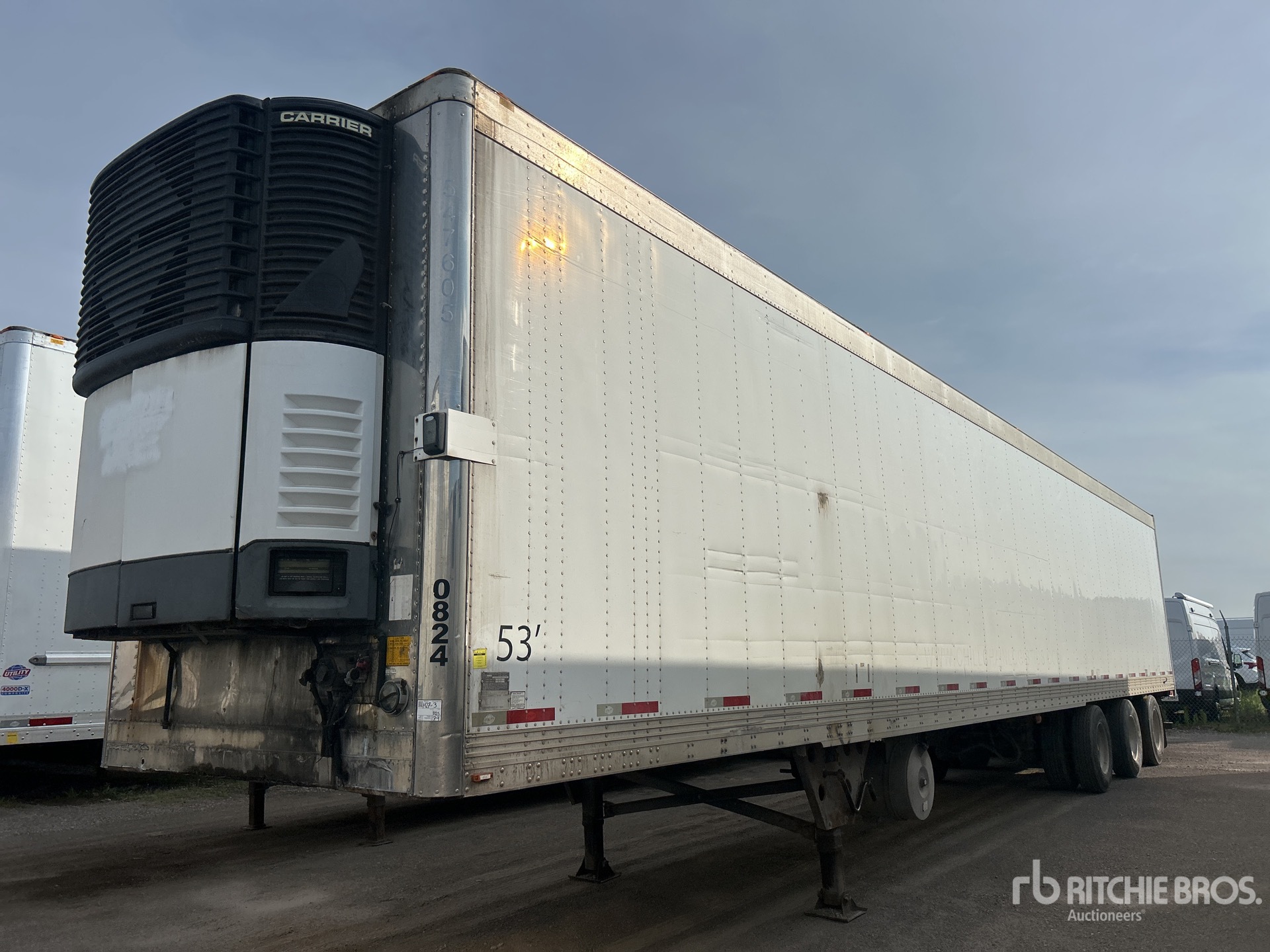 2008 Utility VS2RA 53 ft x 102 in Tri/A Refrigerated Trailer