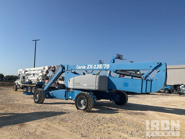 ELEVADOR ARTICULADO 2017 GENIE 4WD ZX13570
