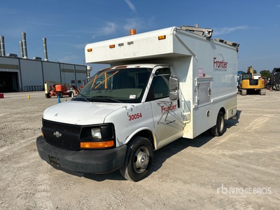 2005 Chevrolet 3500 4x2 Cargo Van