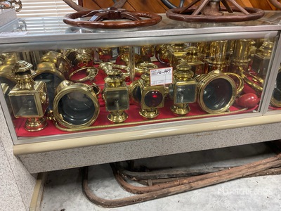 Quantity of E&J Brass lanterns Antichità