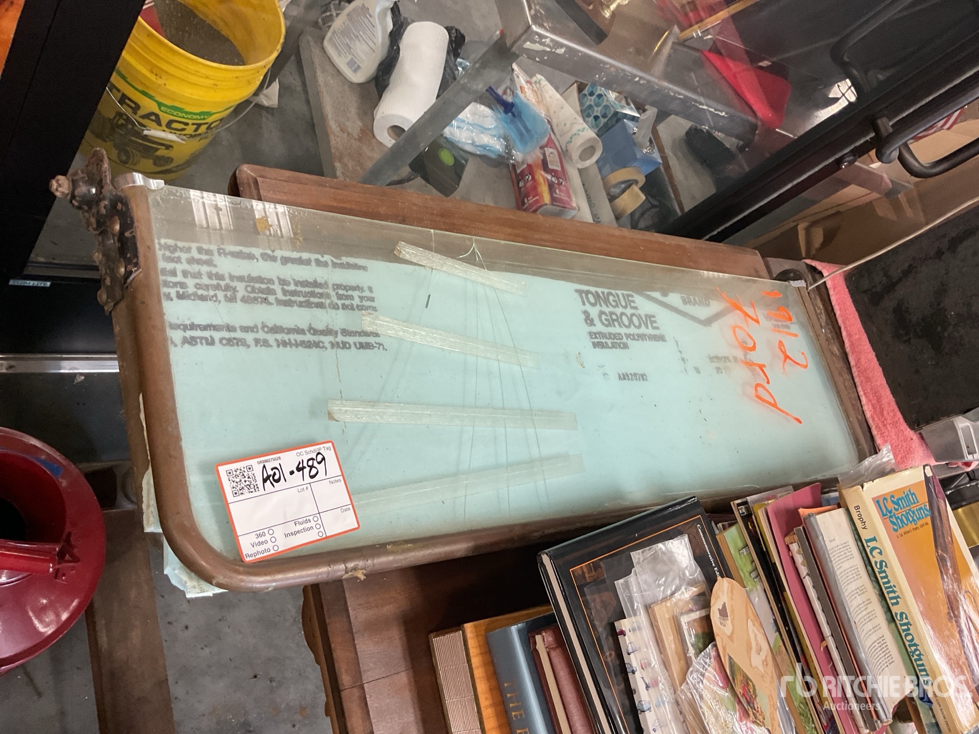 Ford Model T windshield Antiques