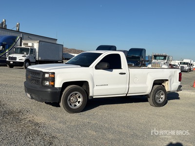 2015 Chevrolet Silverado 1500 4x2 Pickup