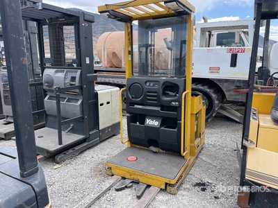 Yale OS030ECN24TE089 3000 lb Order Picker (Inoperable)