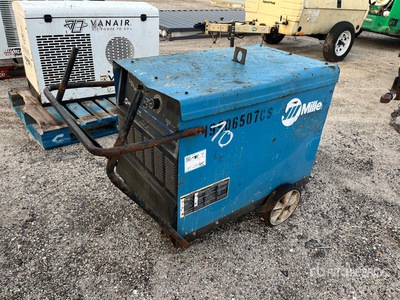 Miller Dimension 652 126 A معدة لحام كهربائي