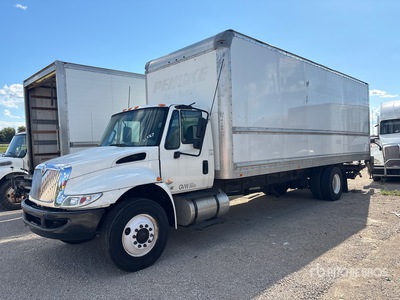 2019 International 4300 6x2 Van Truck