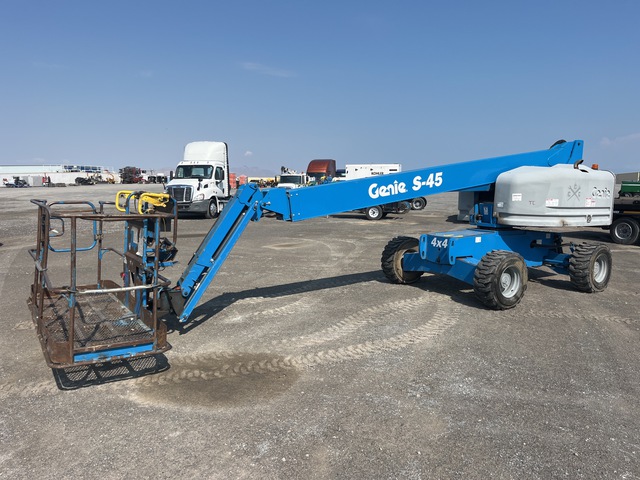 2019 Genie S-45