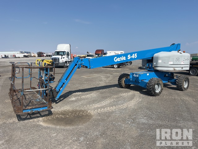 ELEVADOR TELESCóPICO 2019 GENIE 4WD S45