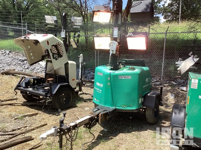 2016 Genie RL4 Vertical 6 kW Light Tower