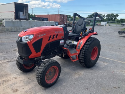 2021 Kubota LX2610HSD 4WD Utility Tractor