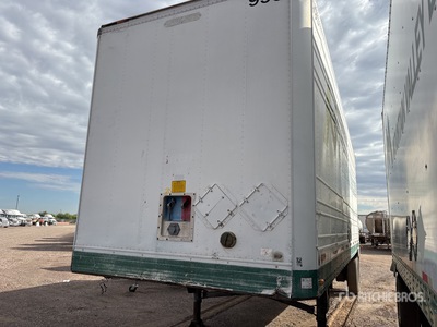 1989 Utility 28 ft x 102 in S/A Van Trailer