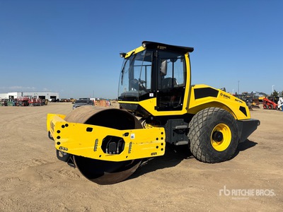 2018 Bomag BW211D-5 Gładka zagęszczarka bębnowa