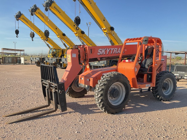 2013 JLG 6036