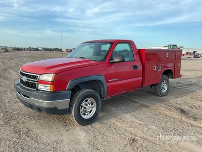 2006 Chevrolet 2500HD 4x2 Utility Truck