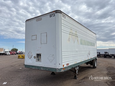 1986 Utility 28 ft x 102 in S/A Van Trailer