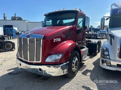 2017 Peterbilt 579 6x4 T/A Day Cab Truck Tractor (Inoperable)