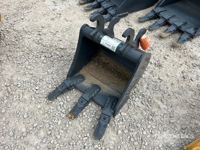 Brandt 10224C1-01600-B3 16 in 1.20 cyd Digging Cazo para excavadora - Fits John Deere 17G