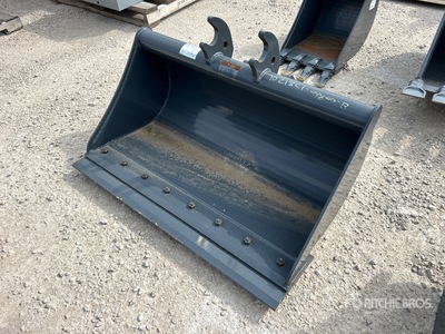 10218C1-04800-B 48 in 11.5 cyd Cleanup Cazo para excavadora - Fits John Deere 50G
