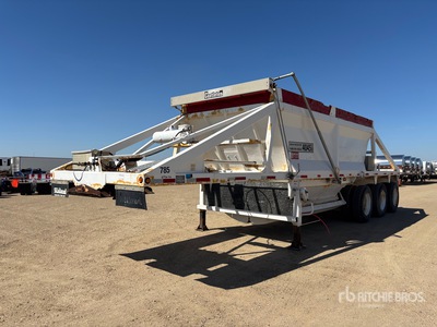 2006 Castleton 38 ft Tri/A Belly Dump Trailer