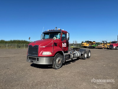 2016 Mack CXU613 6x4 Ciągnik siodłowy T/A z kabiną dzienną