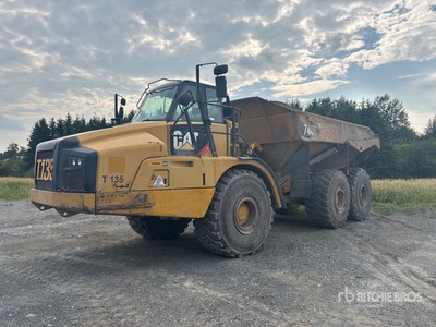 2015 Cat 740B Articulated Dump Truck