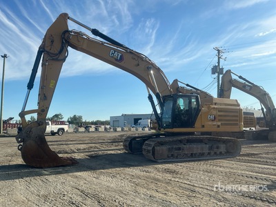 2023 Cat 352 Tracked Excavator