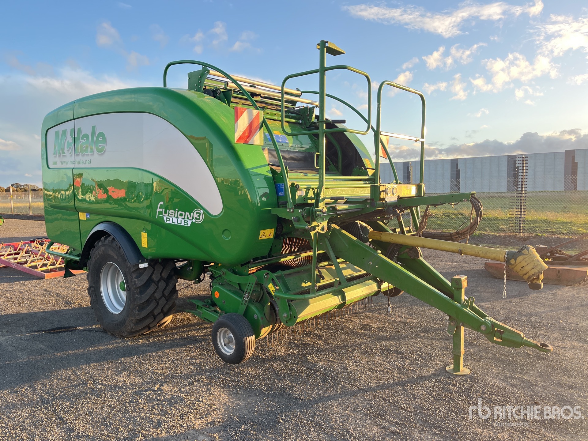 2021 McHale Fusion 3 Plus Presse à balles combinée enrubanneuse