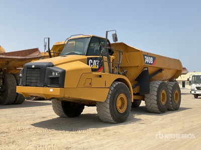 2012 Cat 740B を見 Articulated Dump Truck