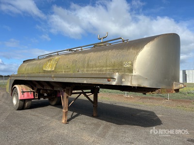 Custom Built 12000 L S/A Przyczepa do przewozu wody