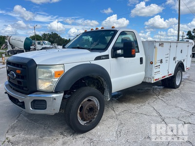 2015 Ford F-550 XL 4x2 サービスカー