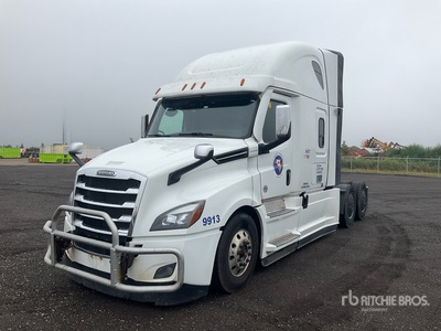 2022 Freighliner Cascadia 126 6x4 T/A Sleeper Truck Tractor