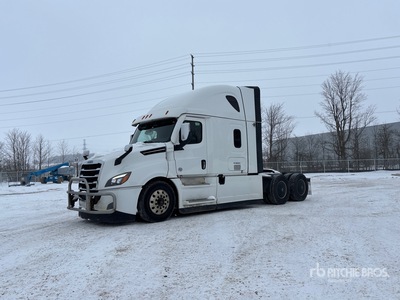 2022 Freighliner Cascadia 126 6x4 T/A Sleeper Truck Tractor
