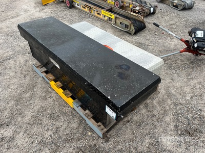 Quantity of (2) Tool Box, Side Box قطع غيار الشاحنات - Fits Truck