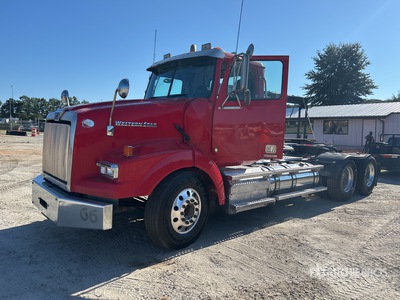 2020 Western Star 4900SF T/A Day Cab Truck Tractor