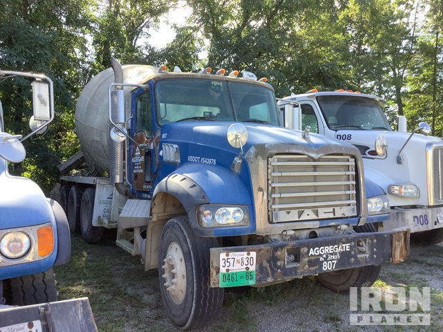 CAMIóN REVOLVEDOR 2007 MACK MCNEILUS 10.5 CYD