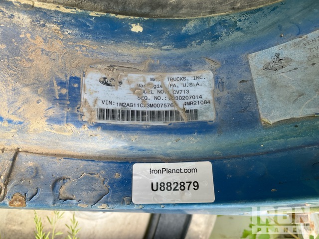 CAMIóN REVOLVEDOR 2003 MACK MCNEILUS 10.5 CYD