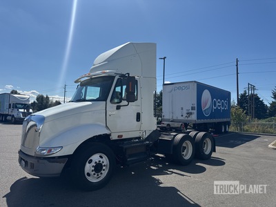 2007 International 8600 6X4 6x4 Day Cab Prime Mover