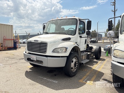 2011 Freightliner Business Class Hybrid 4x2 S/A Day Cab Truck Tractor