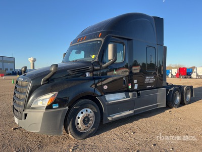 2021 Freightliner Cascadia 126 6x4 T/A Sleeper Truck Tractor