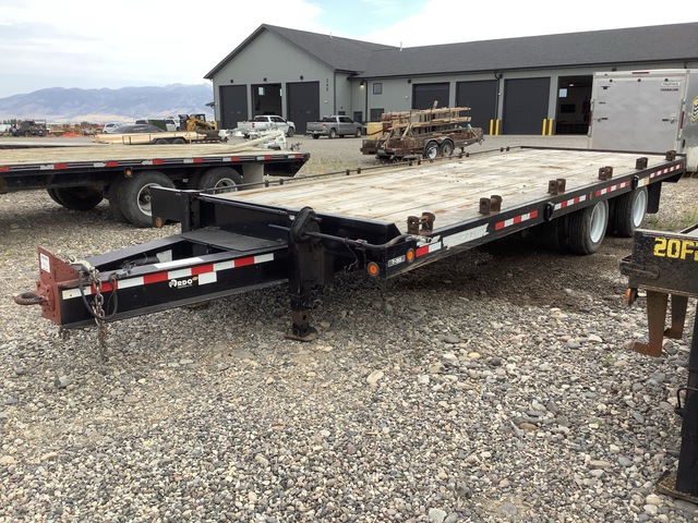 2016 Towmaster T30 30000 lb 24 ft T/A Equipment Trailer