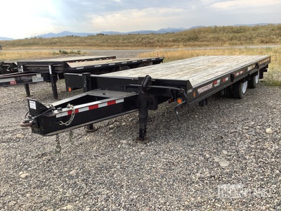 2018 Towmaster 22 ft T/A Flatbed Trailer